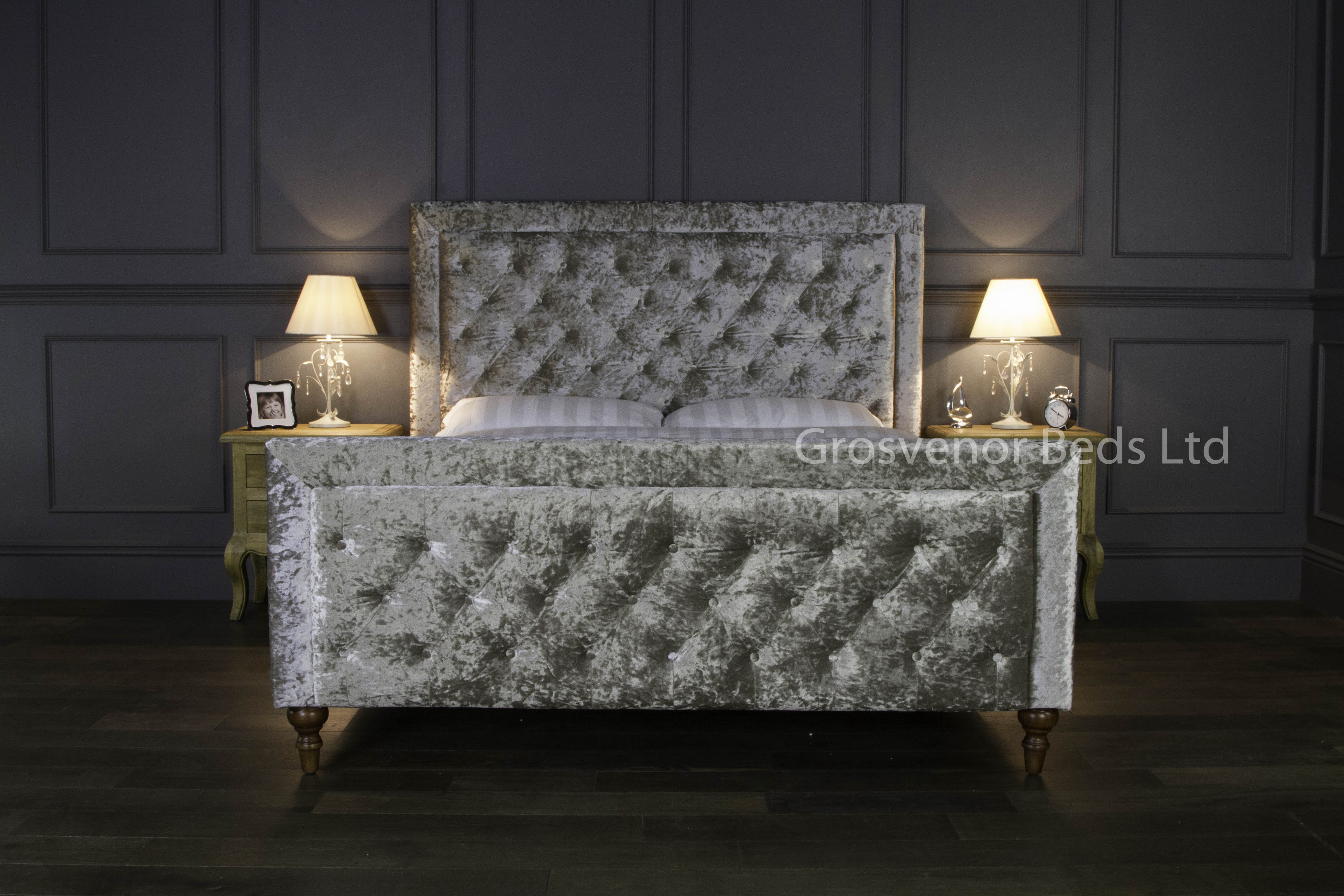 New 5ft King Size Mink Crushed Velvet Buttoned Upholstered Bed In Stock